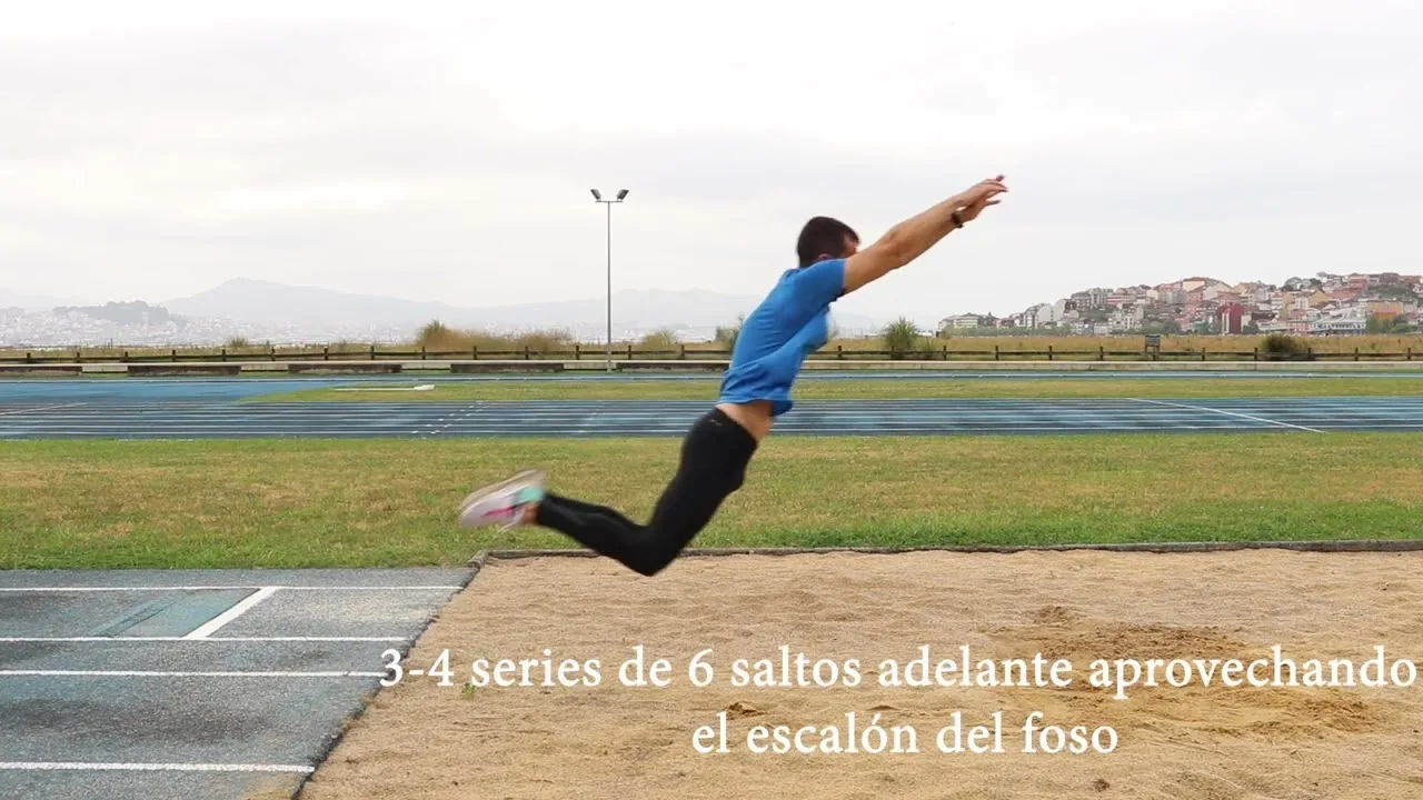 opositor realizando salto horizontal pies juntos tecnica correcta potencia